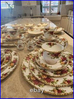 Royal Albert Old Country Roses China 60 Pieces