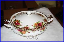 Royal Albert Old Country Roses China Made in England Covered serving bowl