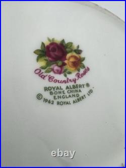 Royal Albert Old Country Roses China Set For 4 Plus Extras