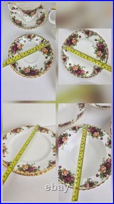 Royal Albert Old Country Roses China Set vintage, 36 Pieces