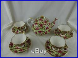 Royal Albert Old Country Roses Chintz Tea Pot & (4) Cups & Saucers MINT Royal Albert Old Country Roses Chintz Tea Pot & (4) Cups & Saucers MINT