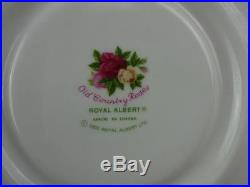 Royal Albert Old Country Roses Chintz Tea Pot & (4) Cups & Saucers MINT Royal Albert Old Country Roses Chintz Tea Pot & (4) Cups & Saucers MINT