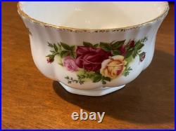 Royal Albert Old Country Roses Chip And Dip Tray With Bowl