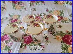 Royal Albert Old Country Roses Christmas Magic 4 Bristol Mugs