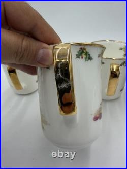 Royal Albert Old Country Roses Christmas Magic Porcelain England Coffee Mugs Set Royal Albert Old Country Roses Christmas Magic Porcelain England Coffee Mugs Set