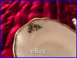 Royal Albert Old Country Roses Christmas Magic S/2 Cream Pitcher And Sugar Bowl