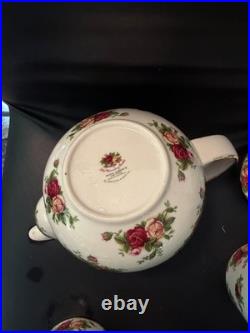 Royal Albert Old Country Roses Coffee Pot & 4 Mugs Set Gold Trim England Floral