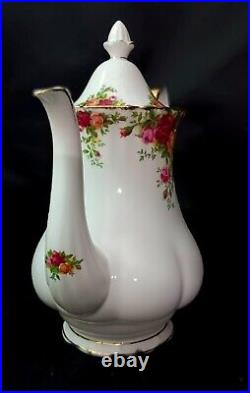 Royal Albert Old Country Roses Coffee Pot Vintage Beautiful 1962