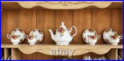 Royal Albert Old Country Roses Complete 9pc Tea Set Tea Pot/Cups/Saucers