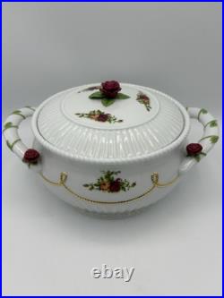 Royal Albert Old Country Roses Covered Bowl Serve Ware 3.5 Quarts New