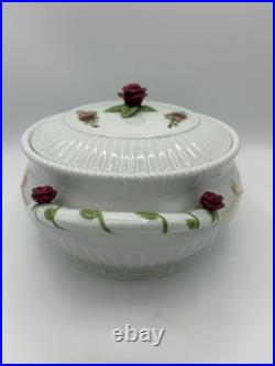 Royal Albert Old Country Roses Covered Bowl Serve Ware 3.5 Quarts New
