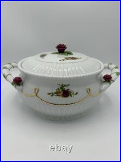 Royal Albert Old Country Roses Covered Bowl Serve Ware 3.5 Quarts New