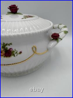 Royal Albert Old Country Roses Covered Bowl Serve Ware 3.5 Quarts New
