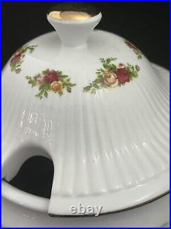 Royal Albert Old Country Roses Covered Large Tureen approx. 9 1/2 tall