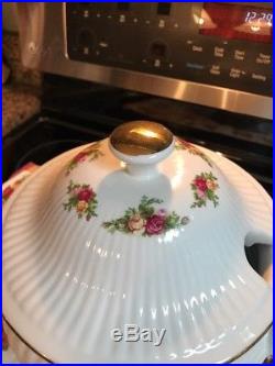 Royal Albert Old Country Roses Covered Soup Vegetable Tureen withSide Handles NIB