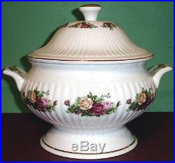 Royal Albert Old Country Roses Covered Soup Vegetable Tureen withSide Handles New