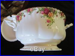 Royal Albert Old Country Roses Covered Tureen