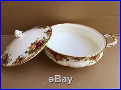Royal Albert Old Country Roses Covered Vegetable Bowl 6 Cups C92816