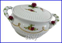Royal Albert Old Country Roses Covered Vegetable Bowl copyright 1962