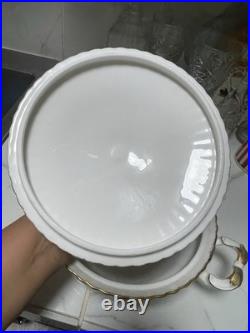 Royal Albert Old Country Roses Covered Vegetable Casserole Dish with Lid