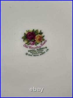 Royal Albert Old Country Roses Covered Vegetable Casserole Dish with Lid