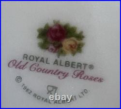 Royal Albert Old Country Roses Creamer Sugar Butterfly Roses on Lid Vintage 1962