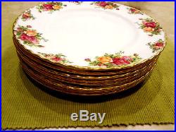 Royal Albert Old Country Roses Dinner Plates 10 1/2 Dated 1962 Set of 8