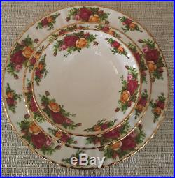 Royal Albert Old Country Roses Dinner, Salad Plates, Cereal Soup Bowl & Mug Set