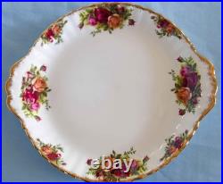 Royal Albert Old Country Roses Dinnerware. 12 Place Settings Plus Extras 70 Pcs