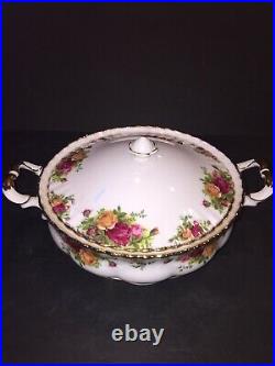 Royal Albert Old Country Roses Double Handed Covered Casserole Serving Dish