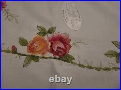 Royal Albert Old Country Roses EMBROIDERED Table Cloth 4 Napkins 4 Placemats NEW
