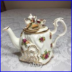 Royal Albert Old Country Roses Earthenware Vintage Tea TableTeapot Paul Cardew