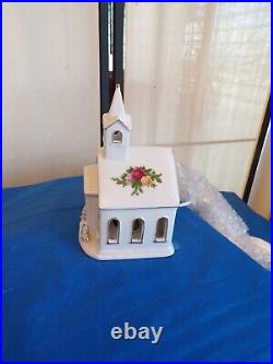 Royal Albert Old Country Roses Electric Lighted Church-Works