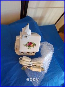 Royal Albert Old Country Roses Electric Lighted Church-Works