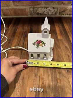 Royal Albert Old Country Roses Electric Lighted Church-Works