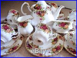 Royal Albert Old Country Roses England Full tea set, Large tea pot, 22 pieces, 1s