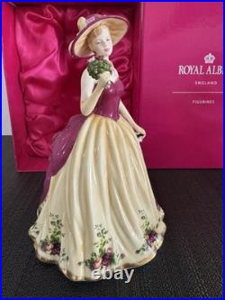 Royal Albert Old Country Roses Figure Of The Year 2010 RA25 Original Box