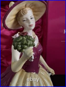Royal Albert Old Country Roses Figure Of The Year 2010 RA25 Original Box