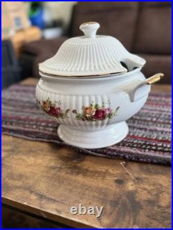 Royal Albert Old Country Roses Fine China Floral Soup Tureen with Lid