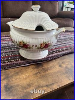 Royal Albert Old Country Roses Fine China Floral Soup Tureen with Lid