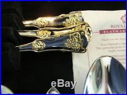 Royal Albert Old Country Roses Flatware 64 Pieces With Case