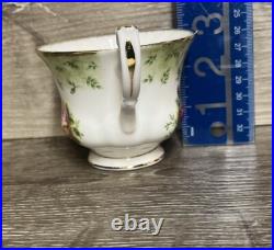 Royal Albert Old Country Roses Footed Cup GREEN TRIM new