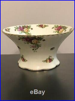 Royal Albert Old Country Roses Footed Fluted Large Bowl