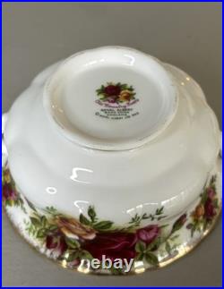 Royal Albert Old Country Roses Footed Soup Bowls Saucers Set of 8 Bone China