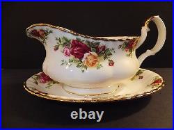 Royal Albert Old Country Roses Gravy Boat & Stand Brand With tag 2 piece