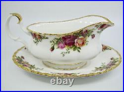 Royal Albert Old Country Roses Gravy Boat with Underplate Pink Flowers England