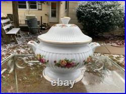 Royal Albert Old Country Roses HUGE Covered Tureen 9.5 Tall x 12 wide NEW MINT