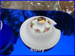 Royal Albert Old Country Roses HUGE Covered Tureen 9.5 Tall x 12 wide NEW MINT