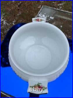Royal Albert Old Country Roses HUGE Covered Tureen 9.5 Tall x 12 wide NEW MINT