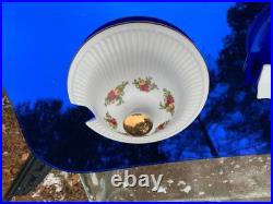 Royal Albert Old Country Roses HUGE Covered Tureen 9.5 Tall x 12 wide NEW MINT